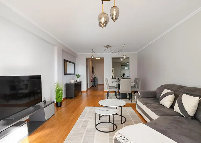 Apartman Anchored In Carmo By Homie Câmara de Lobos