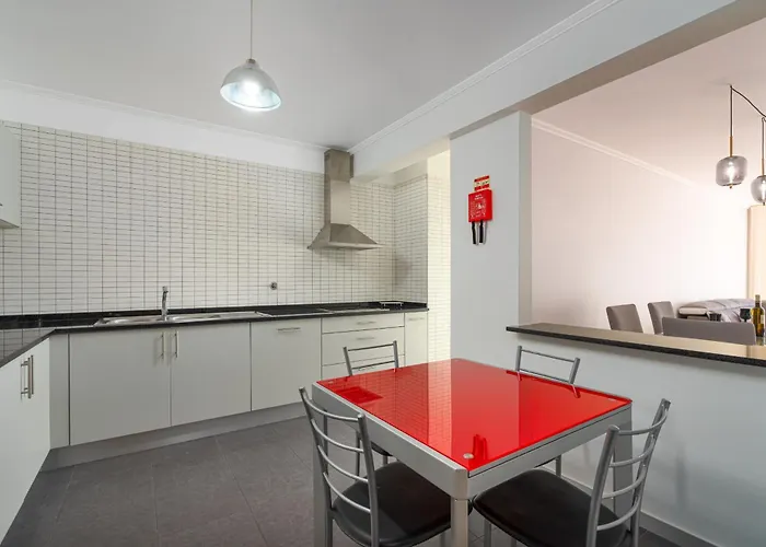 公寓 Anchored In Carmo By Homie